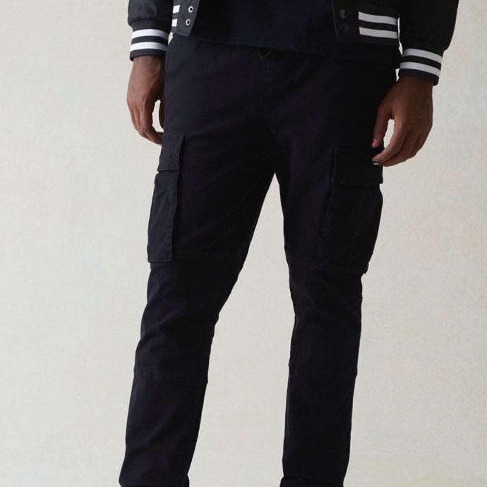 PacSun Stylish Black Cargo Pants w/drawstring ankles